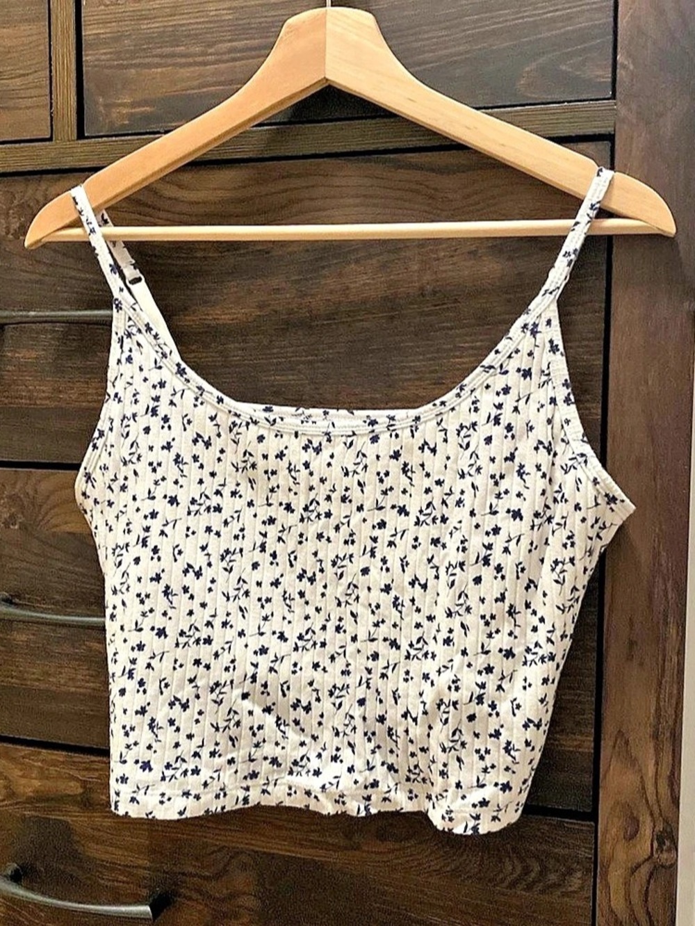 Old Navy Floral Cropped Tank in White & Blue XL Petite Like New